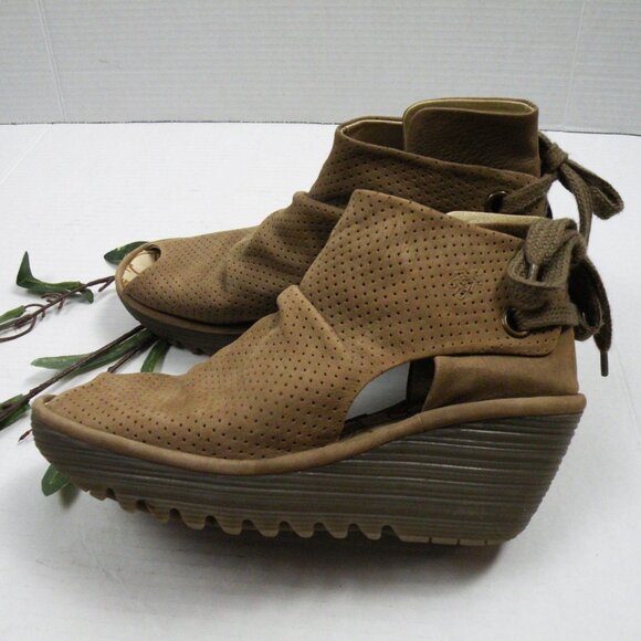 Worn Once! Fly London Yema Perforated Wedge Peep Toe Shoes 39 (9) - Picture 4 of 9